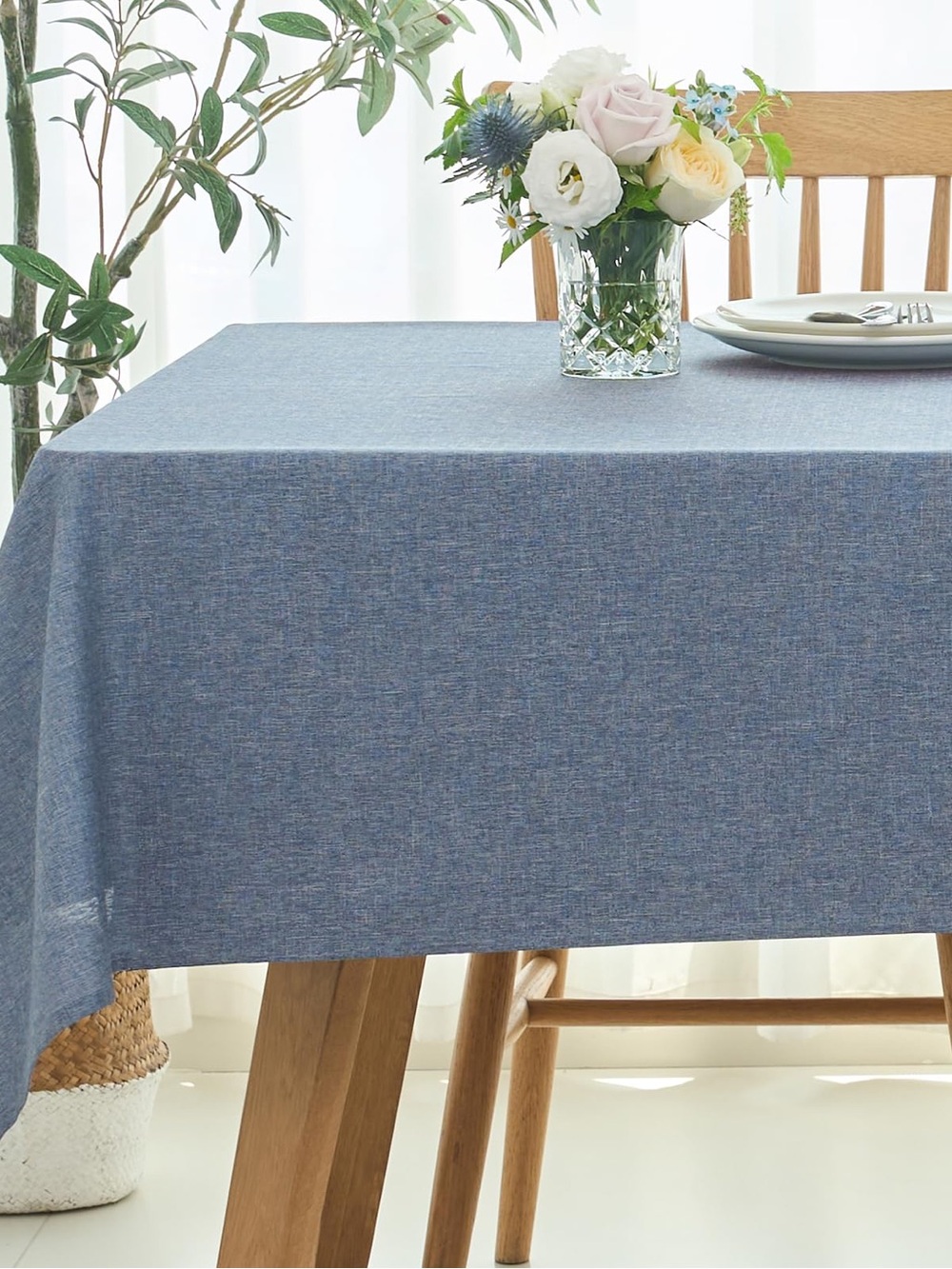 Classic Blue Tablecloth for Home Dining - Simple Linen-Look